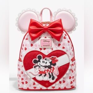 Loungefly Minnie Mouse Pink Plush Backpack